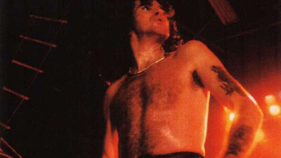 Bon Scott auf der Bühne in Grenoble 1979