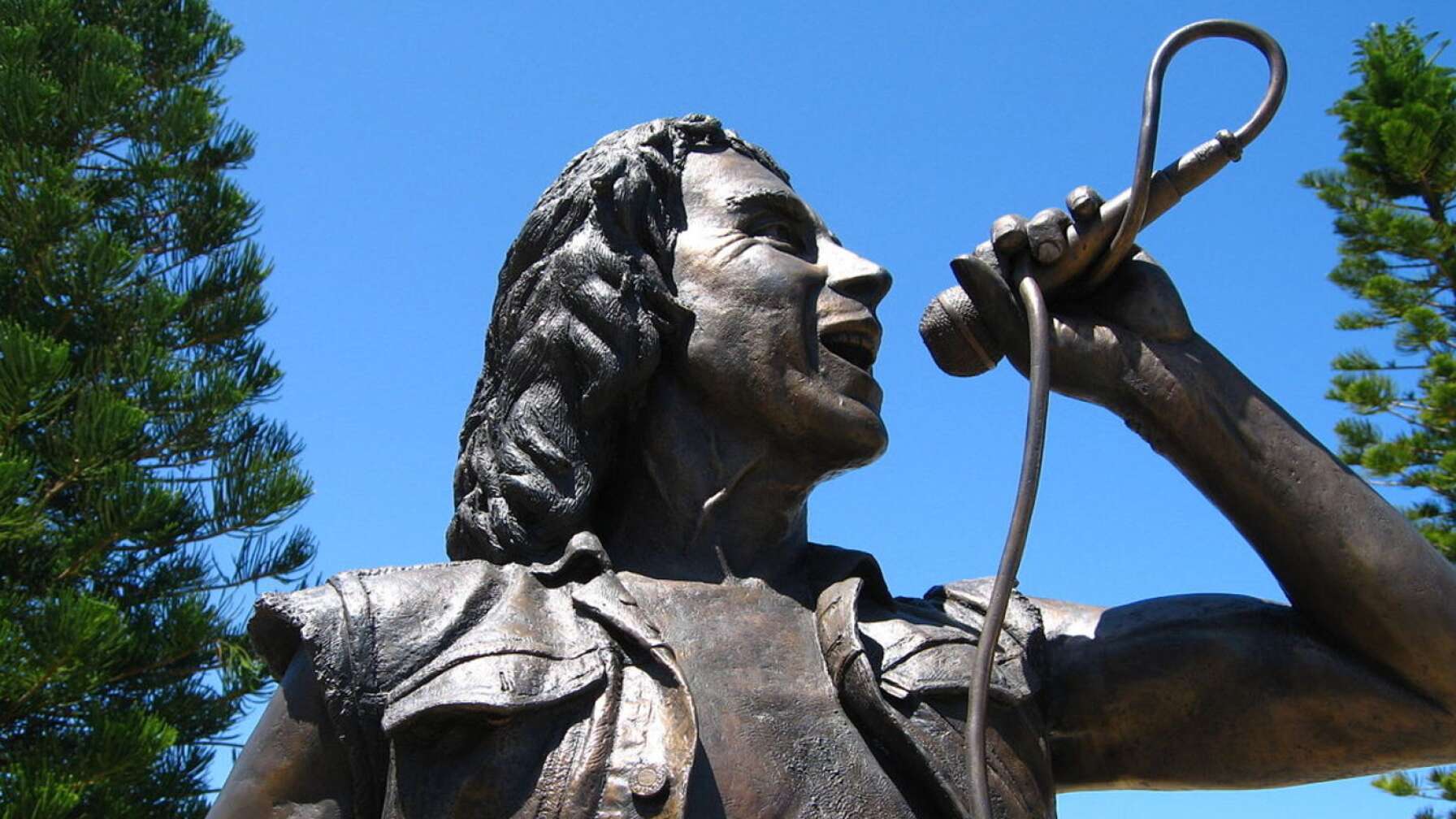 Bon Scott Statute