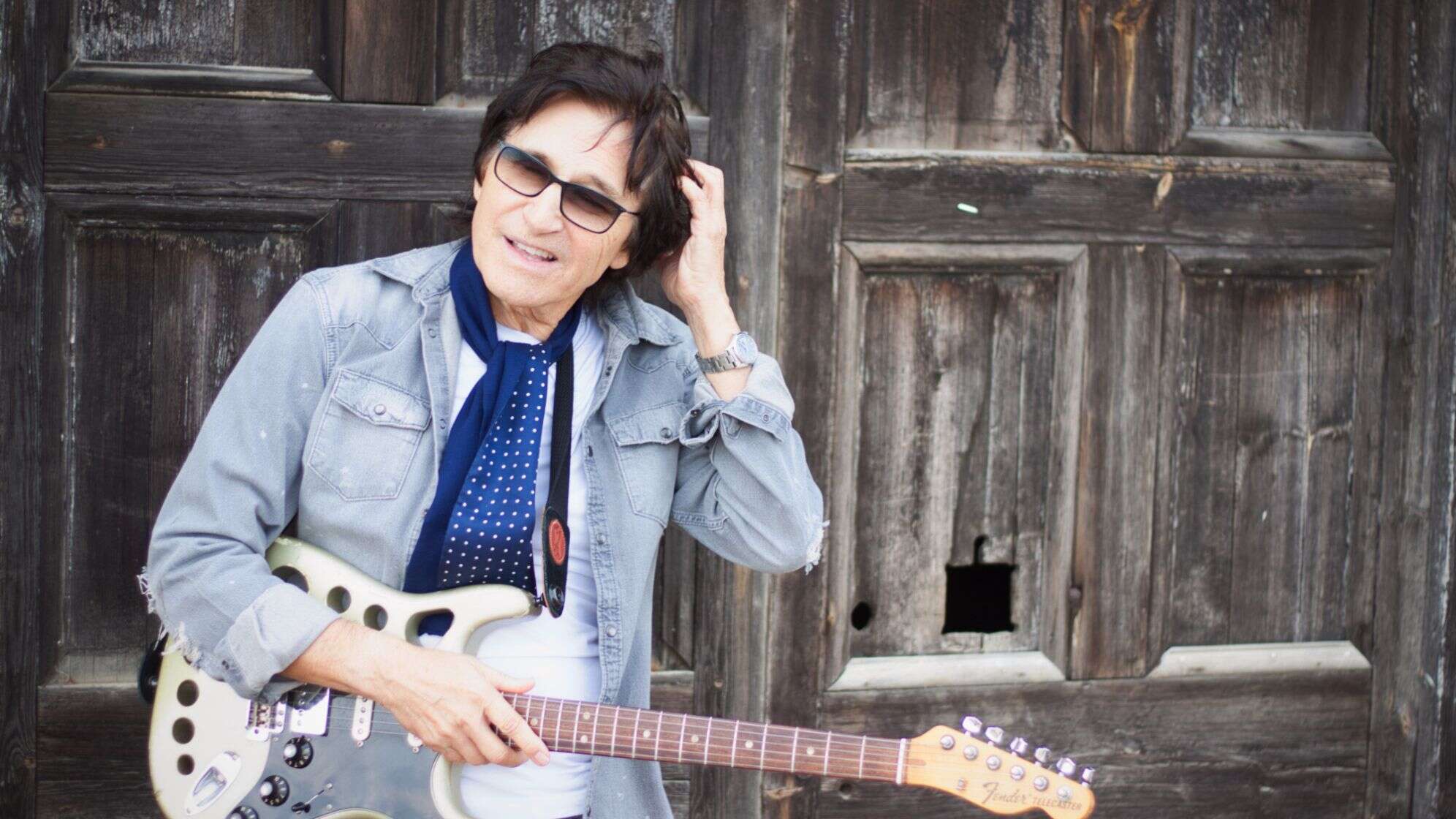 Foto von Russ Ballard und seiner Gitarre